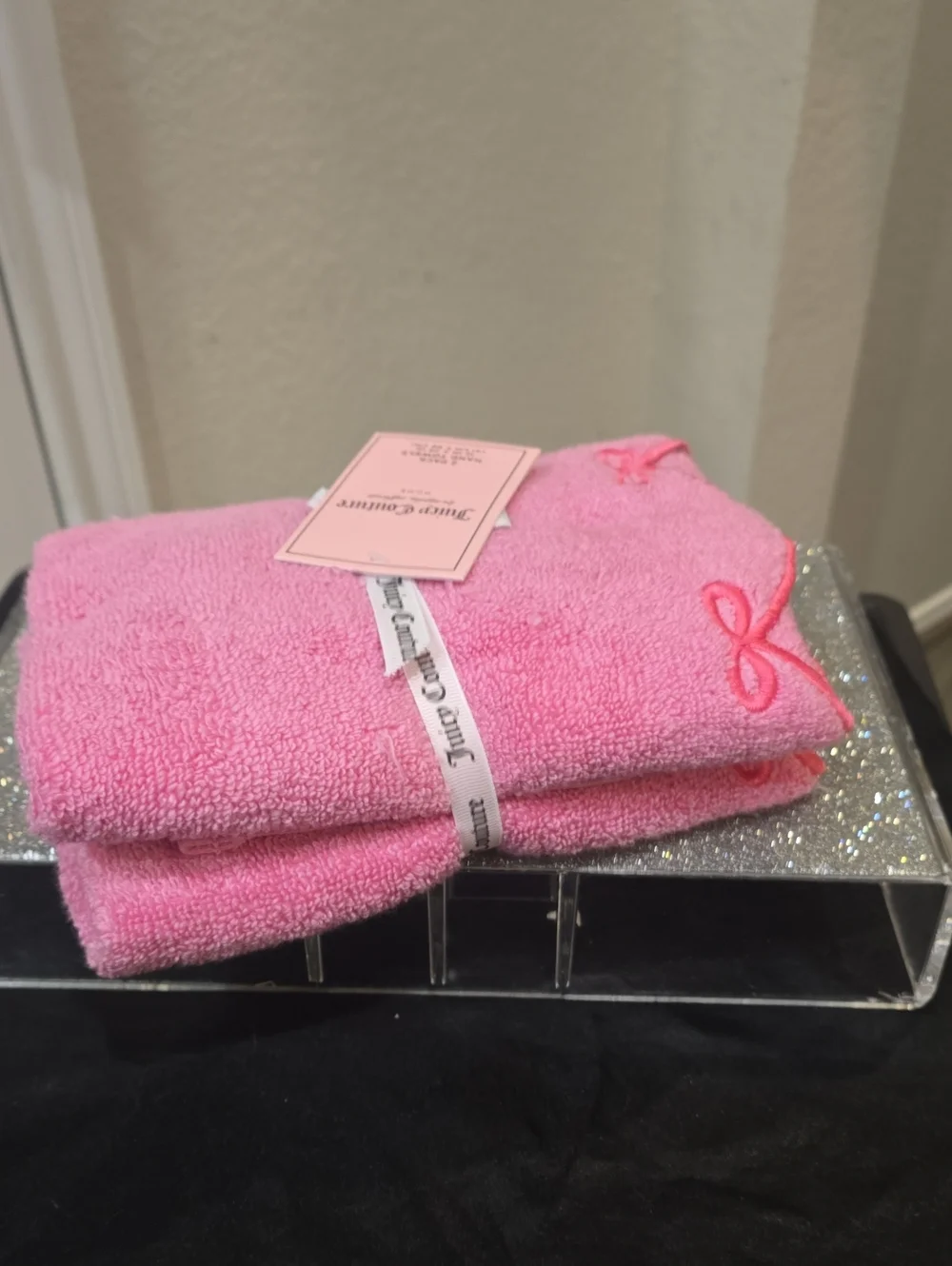 Juicy Couture Home Bow Trim Scalloped Hand Towel Set